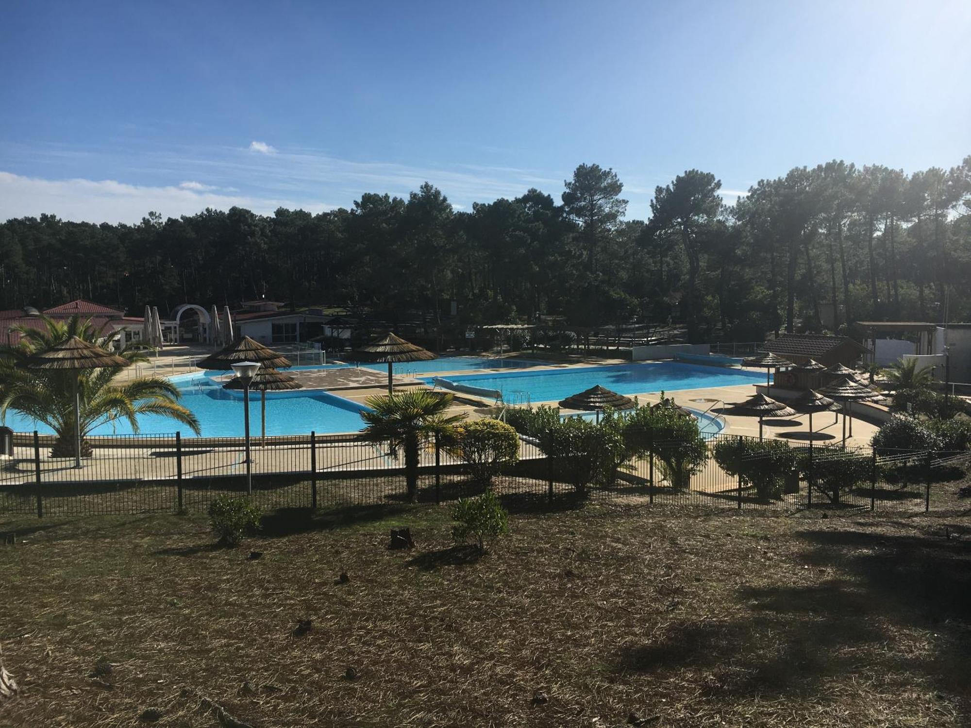 Chalet Orange Naturiste La Jenny Le Porge Zewnętrze zdjęcie